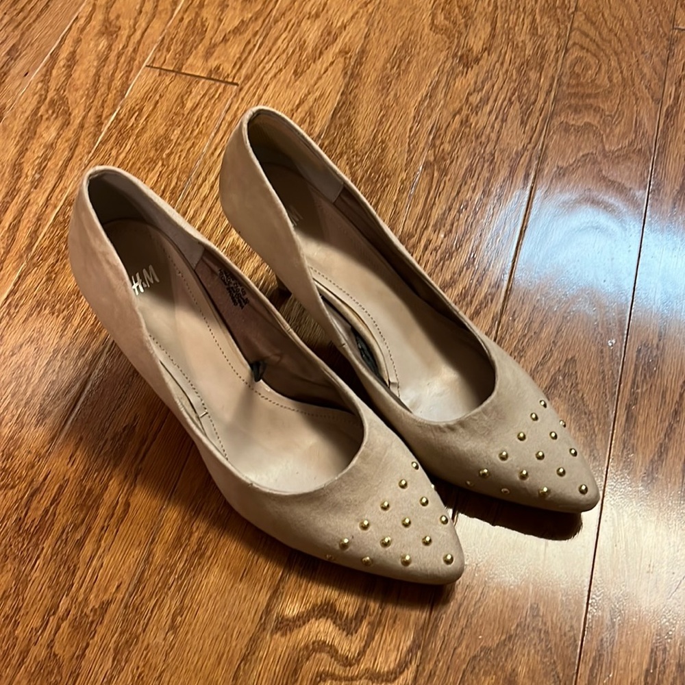 H&M beige heels 3” heel